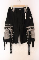 Gamchu / 背面鬼面two-shotハーフパンツ  ブラック×グレー O-25-11-27-052-PU-PA-OW-ZT455
