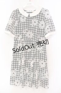 Fi.n.t / マーガレットギンンガムチェックシフォン半袖ワンピース  クロ×オフ O-25-11-27-077-CA-OP-IG-ZT326