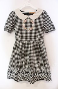 Fi.n.t / フラワーサークル刺繍ギンガムチェック半袖ワンピース  クロ×アイボリー O-25-11-27-078-CA-OP-IG-ZT332