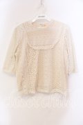 Fi.n.t / レース半袖トップス  オフ O-25-11-27-083-CA-TO-IG-OS