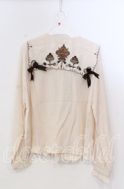 画像2: Amavel / お菓子の国の女王ブラウス F ベージュ O-25-11-28-055-CA-BL-OW-OS