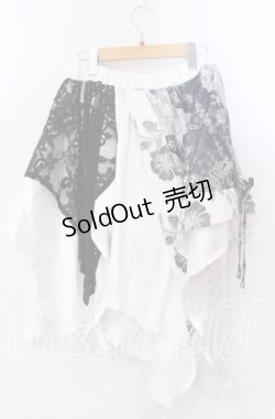 画像2: Qutie Frash / 和柄アシメスカート  シロ O-25-11-28-068-QU-SK-OW-OS