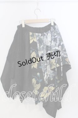 画像2: Qutie Frash / 和柄アシメスカート  ブラック×ゴールド O-25-11-28-069-QU-SK-OW-OS