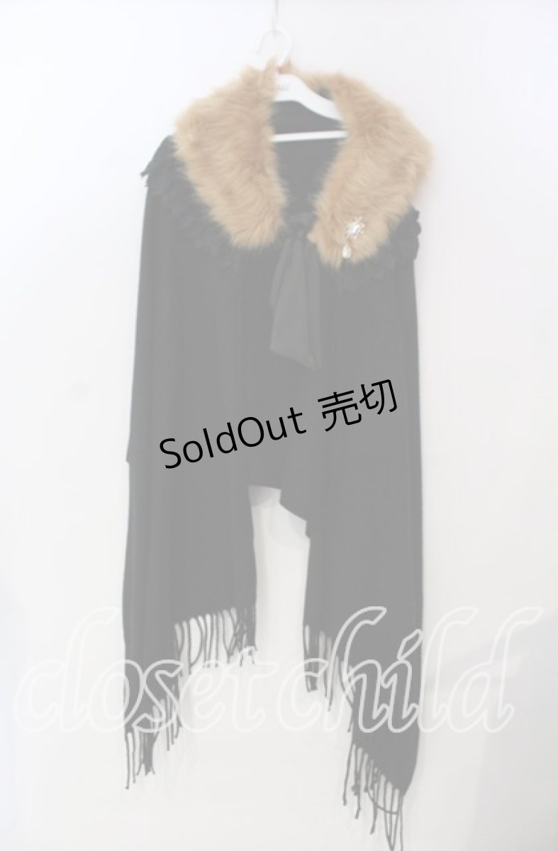 画像1: 【SALE】axes femme / ファーカラー付きストール  クロ O-25-11-28-081-AX-ZA-OW-ZT018 (1)