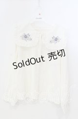 axes femme / パンジー刺繍BIG襟ブラウス M キナリ O-25-11-28-084-AX-BL-OW-ZT132
