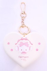 m petit by misako / リップケースチャーム  アイボリー O-25-11-28-1032-LO-ZA-OW-OS