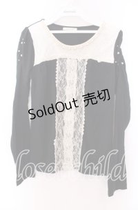 axes femme / パール付きバイカラープルオーバー  クロ O-25-11-29-056-AX-TO-IG-OS