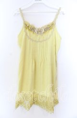 axes femme / バタフライレースキャミソール Ｍ イエロー O-25-11-29-015-AX-TO-IG-ZT328