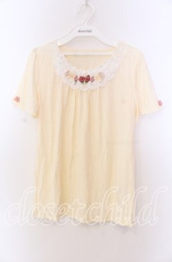 画像1: axes femme / フラワーモチーフ使いインナー  アイボリー O-25-11-29-017-AX-TO-IG-OS