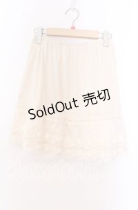 axes femme / はしごレースローズモチーフインナースカート  アイボリー O-25-11-29-020-AX-SK-IG-OS