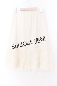 axes femme / チュール刺繍ペチコーート Ｍ アイボリー O-25-11-29-023-AX-SK-IG-OS