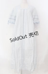 KANEKO ISAO / ギンガム透かしワンピース  サックス O-25-11-30-001-EL-OP-IG-OS