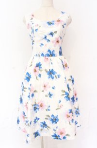 LIZ LISA / 大花柄後ろリボンワンピース  シロ O-25-11-30-071-LO-OP-OW-OS