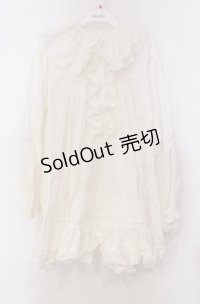 KANEKO ISAO / フリルタックブラウス【お直しあり】  シロ O-25-11-30-023-EL-BL-IG-OS