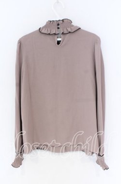 画像3: Rojita / スタンドカラーリボンブローチ付ブラウス  ピンク×クロ O-25-12-02-1036-LO-BL-IG-OS