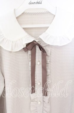 画像2: Ank Rouge / フリルカラーギンガムブラウス  ベージュ×シロ O-25-12-02-1047-CA-BL-IG-OS