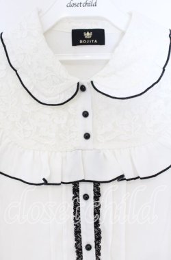 画像2: Rojita / ハートブローチ付きレース切り替えブラウス【ブローチ欠品】  シロ×クロ O-25-12-02-1059-LO-BL-IG-OS