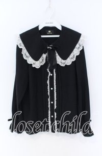 Rojita / リボンブローチバックレースアップブラウス  クロ×シロ O-25-12-02-1064-LO-BL-IG-OS