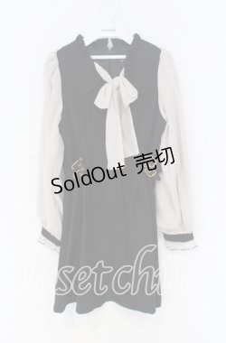 画像1: Rojita / BIGリボン配色ワンピース  クロ×ベージュ O-25-12-02-1067-LO-OP-IG-OS