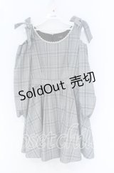 evelyn / チェック柄オフショルワンピース  グレー O-25-12-02-1032-LO-OP-IG-OS