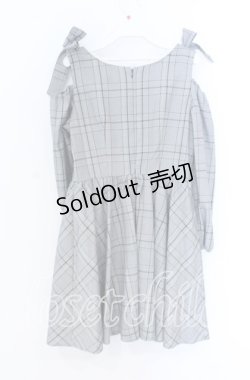 画像2: evelyn / チェック柄オフショルワンピース  グレー O-25-12-02-1032-LO-OP-IG-OS