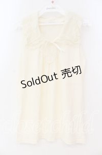 axes femme / 襟付きノースリーブトップス M キナリ O-25-12-02-076-AX-TO-OW-OS