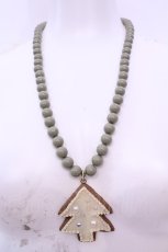 画像2: Q-pot. / スノーツリーシュガークッキーネックレス  グリーン×アイボリー O-25-12-04-1015-QP-AC-OW-OS (2)