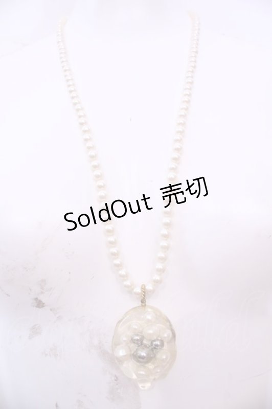 画像2: Q-pot. / ミッキーマウス/メルティーアラザンネックレス  クリア×オフシロ O-25-12-04-1016-QP-AC-OW-OS (2)