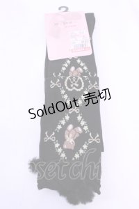 m petit by misako / AMOKクマポンポン　オーバーニーソックス 23〜25ｃｍ クロ O-25-12-04-1041-LO-ZA-OW-OS