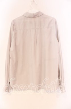 画像2: Fi.n.t / 細リボンタイ付きシャツ F オフホワイト（グレー寄り） O-25-12-04-015-CA-BL-OW-OS