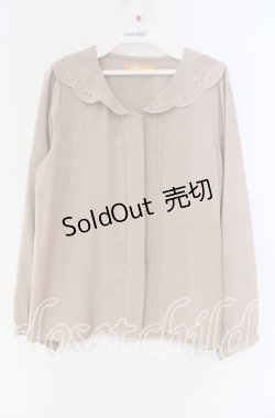 画像1: Fi.n.t / ヒートカット襟ブラウス F ベージュ O-25-12-04-016-CA-BL-OW-OS