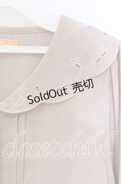 画像2: Fi.n.t / ヒートカット襟ブラウス F ベージュ O-25-12-04-016-CA-BL-OW-OS