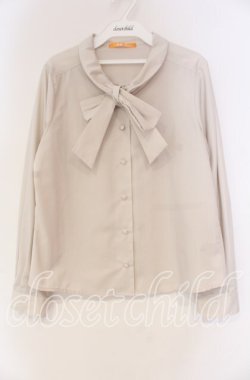 画像1: Fi.n.t  / タックリボンタイシャツ F ベージュ O-25-12-04-022-LO-BL-OW-OS