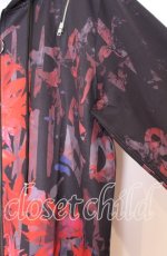 画像3: NieR CLOTHING / 2WAYオフショルジップパーカー F ブラックｘレッド O-25-12-05-051-PU-TO-YM-ZT064 (3)