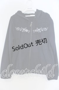 axes femme / 刺繍入りパーカー M ネイビー O-25-12-05-1025-AX-TO-OW-OS