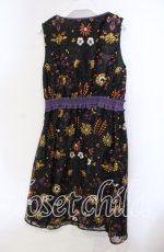 画像3: axes femme NOSTALGIE / アンティーク柄総刺繍ワンピース  クロ×パープル O-25-12-06-069-AX-OP-IG-ZT272 (3)