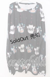 NieR Clothing / 牛さん総柄カットソー F ブラック O-25-12-10-045-PU-TO-YM-OS
