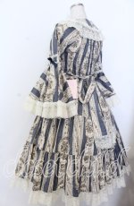画像3: metamorphose / アンティークブーケ姫袖ワンピース  クラシックブルー O-25-12-10-005-ME-OP-IG-OS (3)
