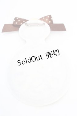 画像2: ALICE and the PIRATES / 時計うさぎのワッペンブローチ  ブラウン O-25-12-11-1062-PA-AC-OW-OS