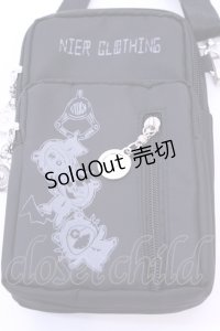 NieR Clothing / ショルダー付きポーチ  ブラック O-25-12-11-1020-PU-BG-OW-OS