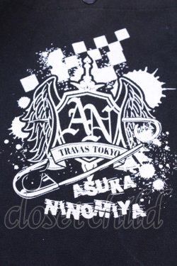 画像2: TRAVAS TOKYO / 【アイドルマスター シンデレラガールズ 二宮飛鳥×TRAVAS TOKYO】サコッシュ  ブラック O-25-12-11-1024-PU-BG-OW-OS