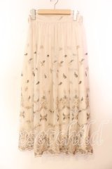 axes femme / チュールカラー刺繍スカート  アイボリー O-25-12-13-064-AX-SK-IG-OS
