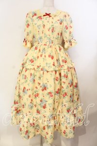 axes femme kawaii / クラシックベリーワンピース  イエロー O-25-12-13-009-AX-OP-IG-OS