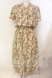 INGEBORG / スモック刺繍花がらワンピース  ピンク O-25-12-13-019-LO-OP-IG-OS