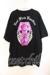 REFLEM / 箔プリントTEE F ブラック×ピンク O-25-12-13-022-PU-TO-OW-OS