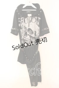 SEX POT ReVeNGe / ワイヤーフードプリントプルオーバー  ブラック O-25-12-16-040-SP-TO-IG-OS