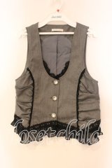 axes femme / パール付きベスト M グレー×クロ O-25-12-16-056-AX-TO-IG-OS