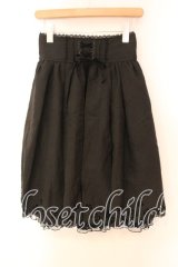 axes femme POETIQUE / 裾薔薇くりぬきスカート Ｍ クロ O-25-12-16-026-AX-SK-IG-OS