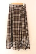 axes femme / アシメベルトチェック柄スカート Ｓ ブラウン O-25-12-18-043-AX-SK-IG-OS