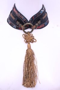 Ozz oneste / タッセル付きチョーカー  ブラック O-25-12-18-1043-OO-AC-OW-OS